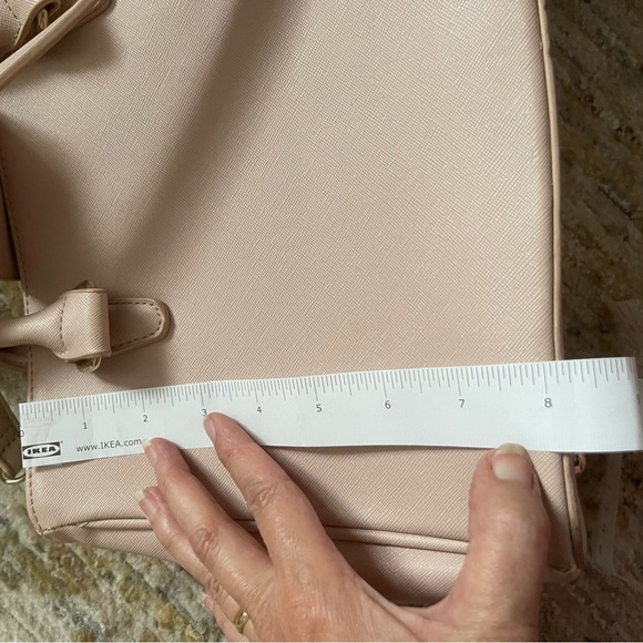 Cute Pink Hue Structured Purse 👛 Classic Style medium size - Picture 14 of 16